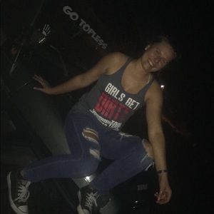 Meet your Posher, Brooke